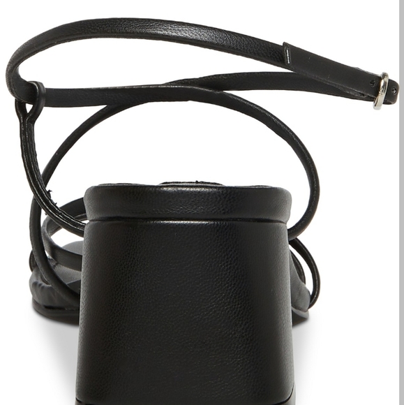 Steve Madden Involved Barely-There Sandals Black -6 - Picture 3 of 8